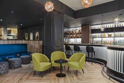 Ashburn S.w.7 Restaurant