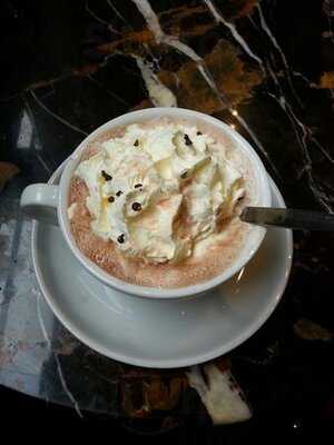 Caffe Nero - Russell Square