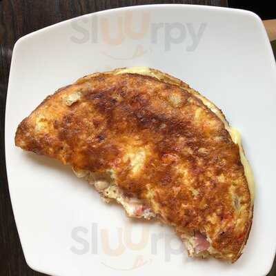 The Rafkins Lounge Bar Cafe & Restaurant