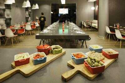 Fogg's Kitchen And Bar