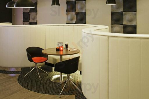 Fogg's Kitchen And Bar