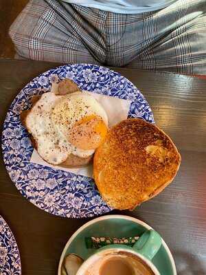 Bill’s Restaurant & Bar