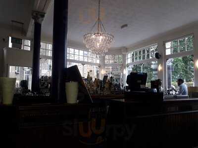 The Bridge Lounge & Dining Room