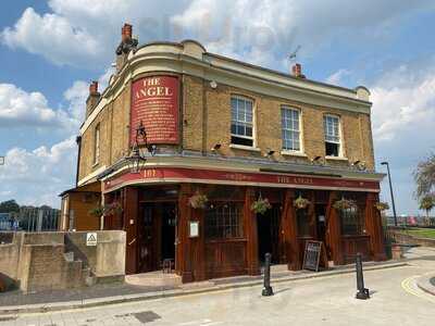 Angel Pub