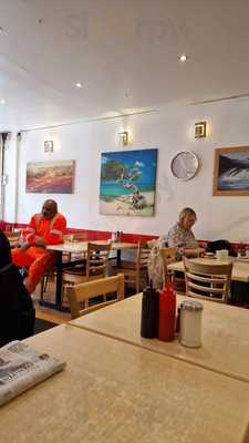 Half Moon Restaurant