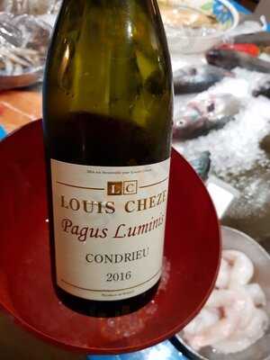 La Petite Poissonnerie Seafood & Champagne Bar