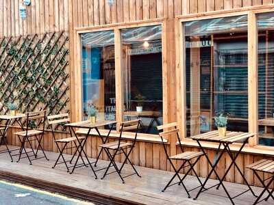 The Italian Coffee Club