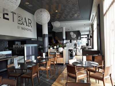 Gourmet Bar & Restaurant