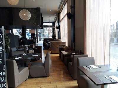 Gourmet Bar & Restaurant