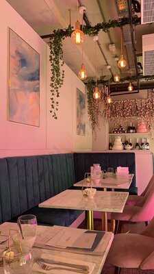 Bea’s Of Bloomsbury - St. Paul's