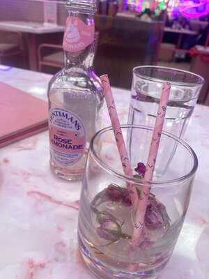 El&n London - Lowndes Street