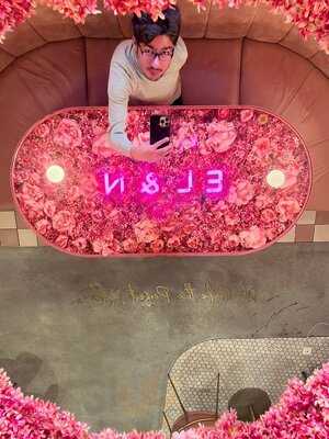 El&n London - Lowndes Street