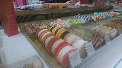 L'orchidee Macarons & Cakes