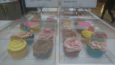 L'orchidee Macarons & Cakes