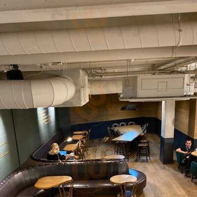 Starbucks Westminster