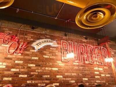 Amigos Burgers And Shakes-shepherds Bush