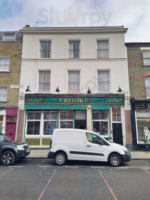 Cooks Pie And Mash Shop