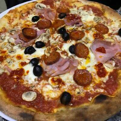 La Porchetta Pizzeria