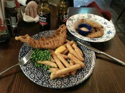 Moon Under Water - Jd Wetherspoon