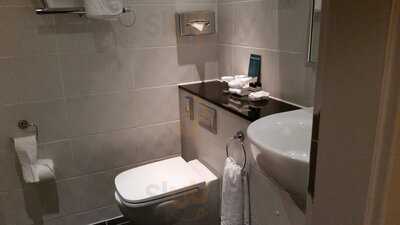 Thistle Royal Trafalgar