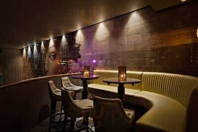 Dirty Martini Minories