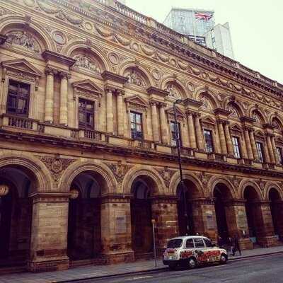 Restaurant At Radisson Edwardian Pastoria