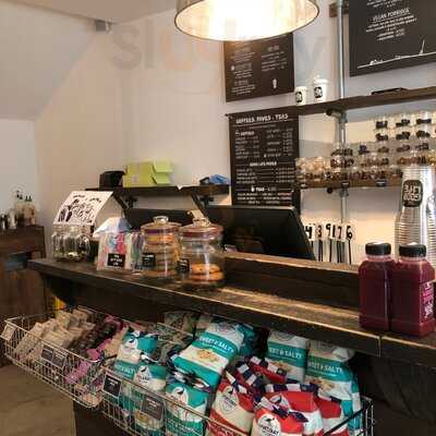 The Good Life Eatery