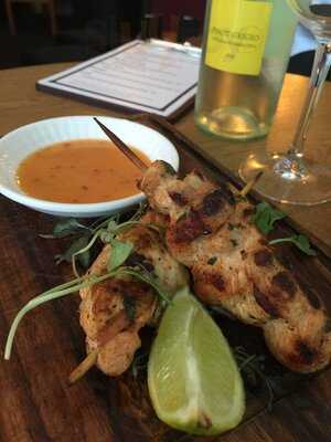 Truth Wine & Tapas Bar