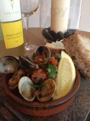 Truth Wine & Tapas Bar