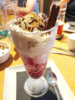 Lake View Restaurant