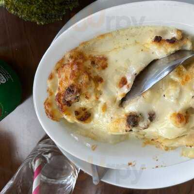 Haneffe's Bar & Grill At The Savoy