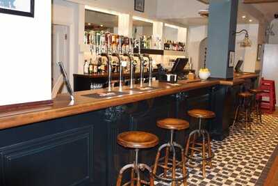 The Cat With No Tail Pub