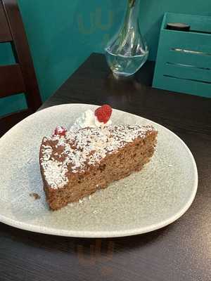 D & Q Fish And Chips Eat In Or Takeaway