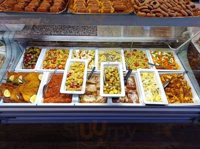 La Piccola Deli Holland Park