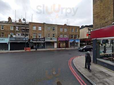 Pequeno Restaurant & Wine Bar