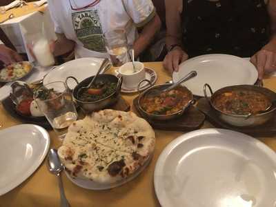 Standard Tandoori Restaurant
