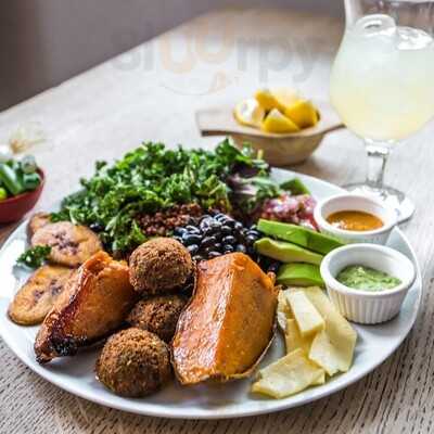 Fahrenheit Burger & Champagne Bar