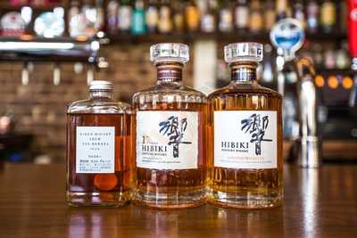 Fahrenheit Burger & Champagne Bar