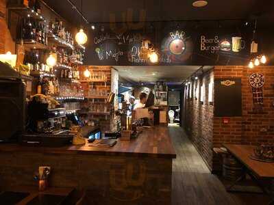 De Mezka Mediterranean Kitchen & Bar