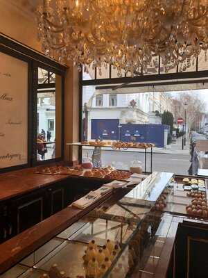 Aux Merveilleux De Fred Clapham