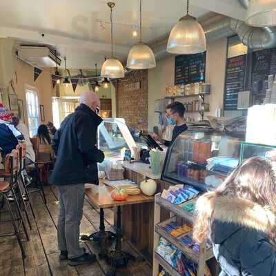 Madeleine’s Creperie