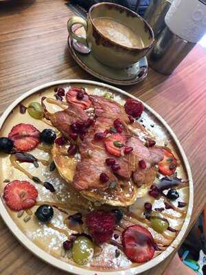 Frankie's Cafe & Sandwich Bar