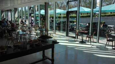 Parkside Cafe & Terrace