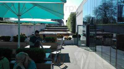 Parkside Cafe & Terrace