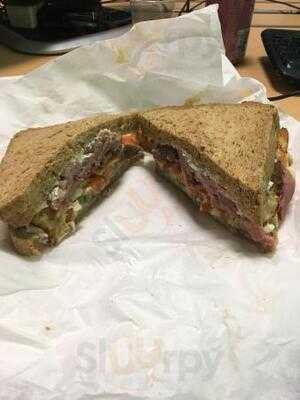 Fuzzy's Grub - St Jame's