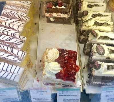 Patisserie Valerie Victoria Station