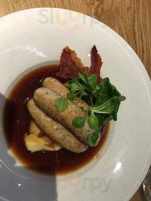 The Refinery Citypoint Bar & Restaurant