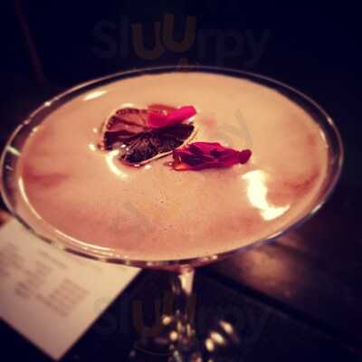 Tikitail Cocktail Bar & Grill