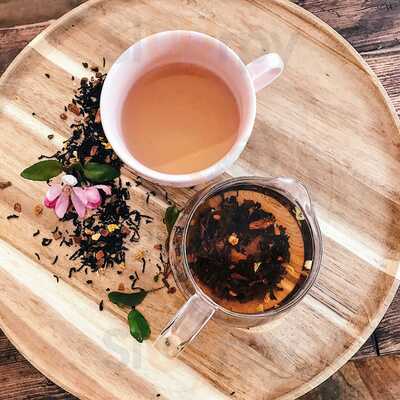 Six Degrees Collective