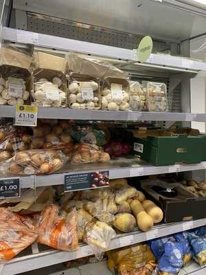 M&s Green Park Simply Food